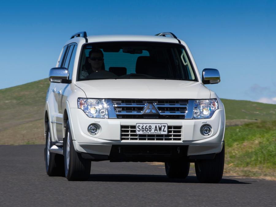  Mitsubishi Pajero 5-Door 2011 года  (AU) (фото 18 из 20)
